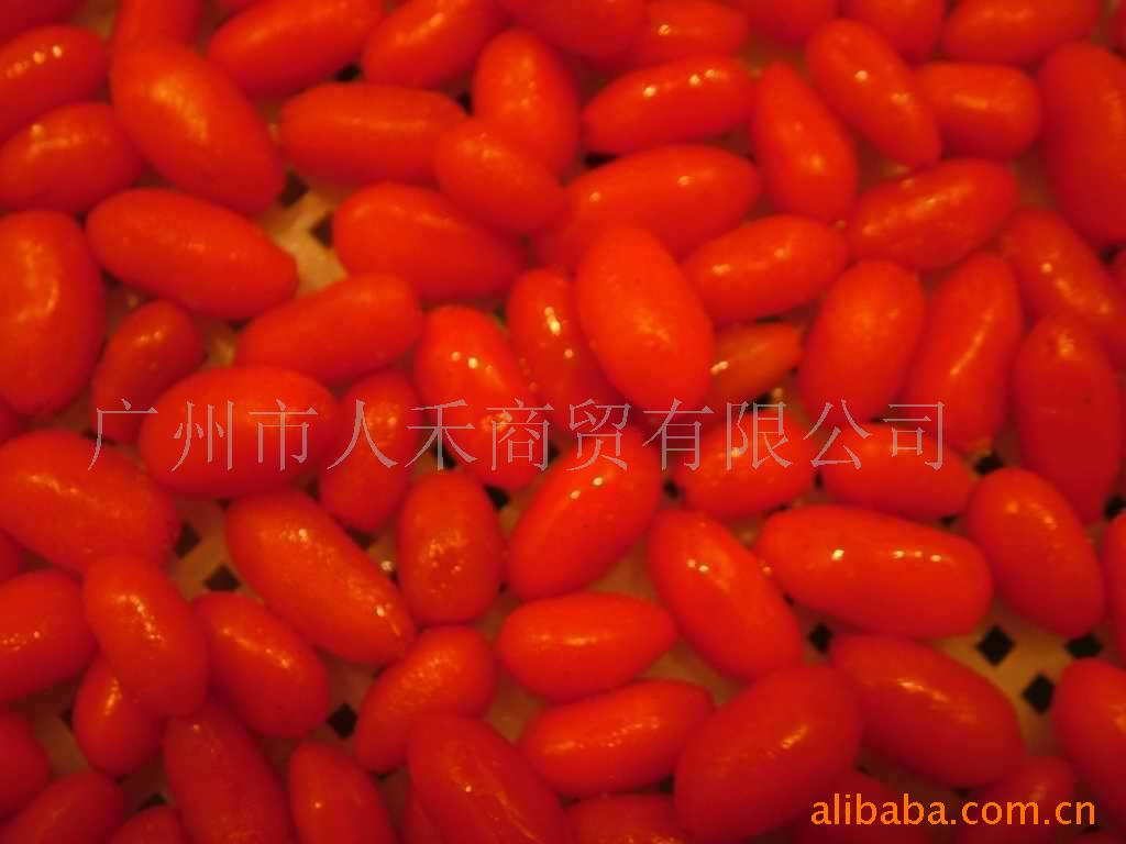 䶳