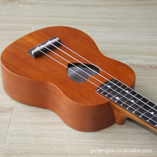 ukuleleȿС