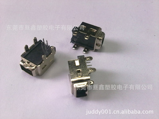USB,IEEE1394,DVI,HDMI,SCSI,SATAXB