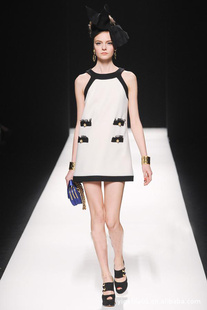 Moschino2012ﶬ¿èСȹóԭ685