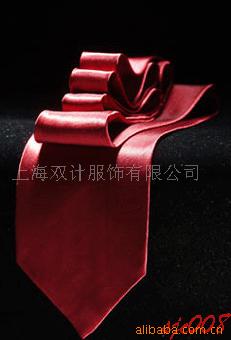 领带、领结领花、丝巾、帽子、工作服、西服等服装