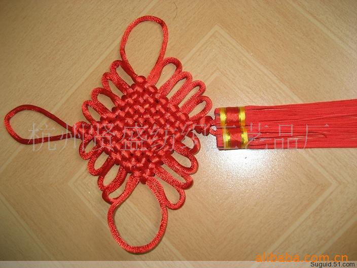 й