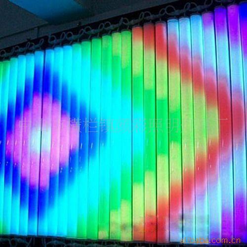 LED۸