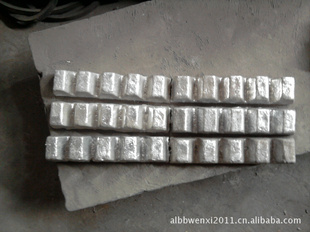 200-300þ