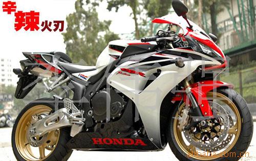 CBR1000RRĦг