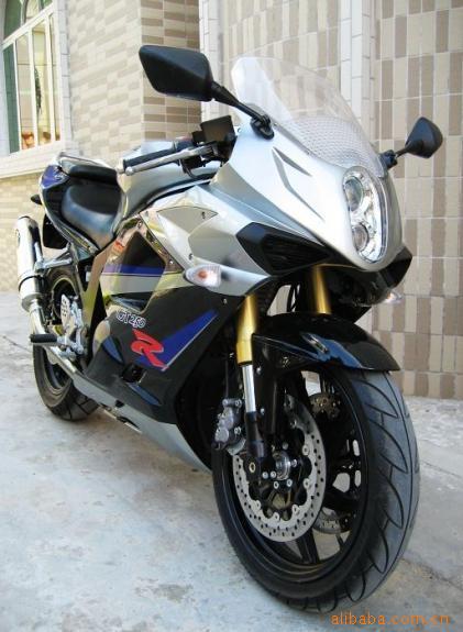ĦгGT250R