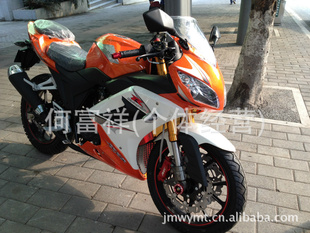 2012年新款公路跑车两轮摩托车踏板跑车踏板助力车