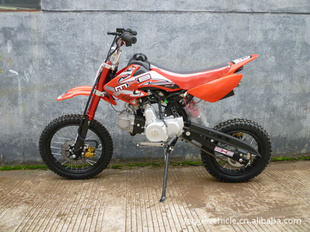 ·ӥ125CCǵ·ԽҰĦг