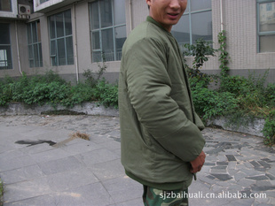 厂家低价应休闲棉衣,批发棉衣,棉服