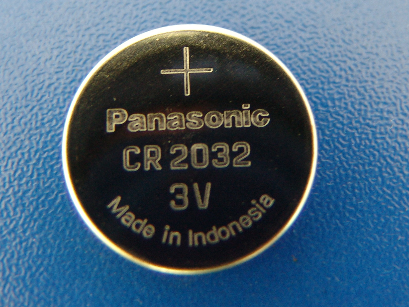 ӦCR2032