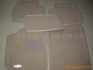 卡宴的3D脚垫