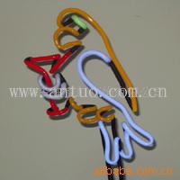parrotneonsculpture