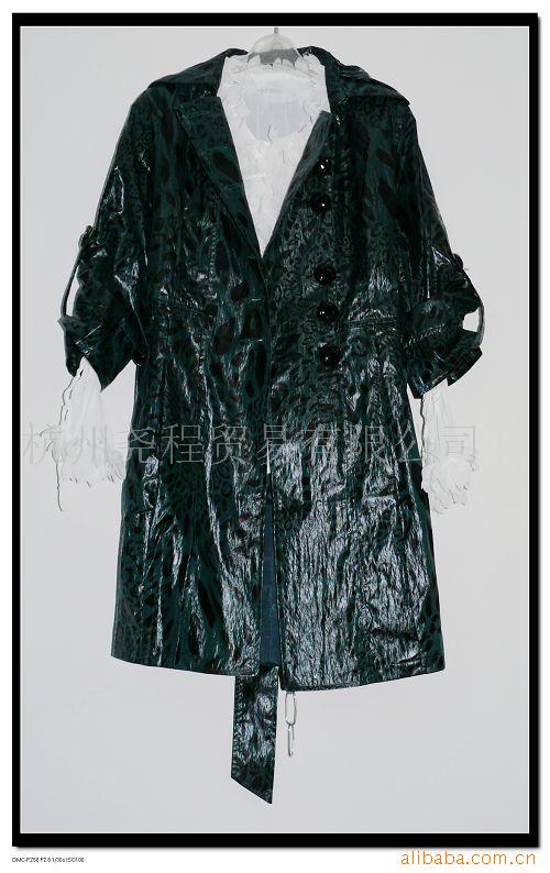 批发服装库存服装女装批发外贸女装风衣批发