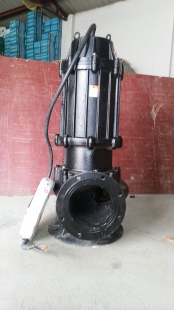 上海人民污水泵工程排污泵4极低转数WQ300-7-11KW8寸6寸4寸
