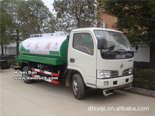 东风福瑞卡5立方洒水车,绿化喷洒车