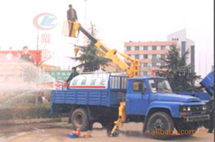 程力威多功能随车吊洒水车(图)