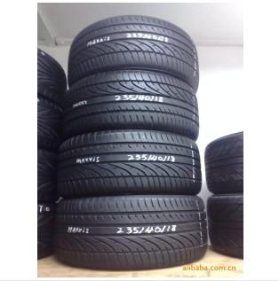 ·̥215/40ZR16300-AA-AW86