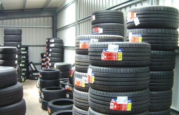 ̥185/70R1391TTR24