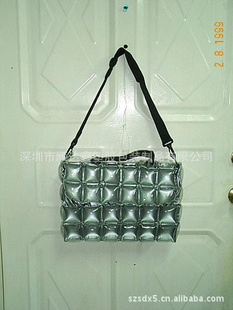 PVC͸ݻױ