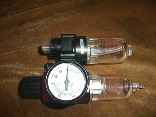 AFC2000ǵ¿2˸͵ѹ