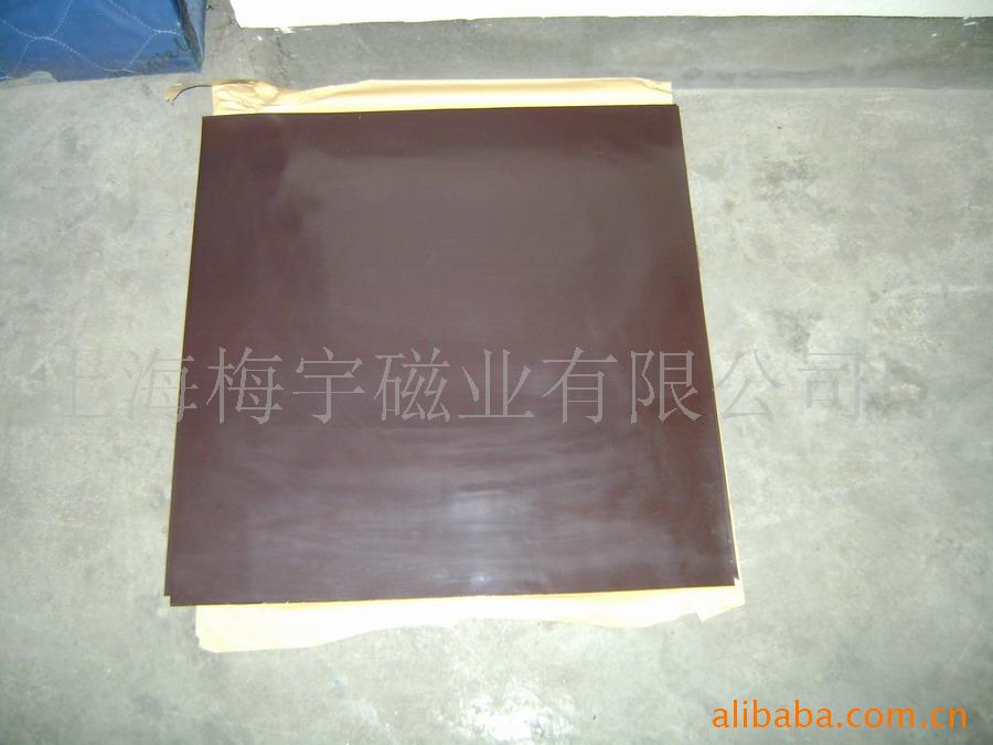 大规格橡胶磁铁,磁性箱贴,磁性汽车贴,钕铁硼