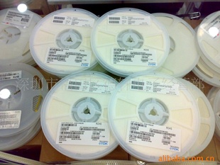 TDK0402105Z25V