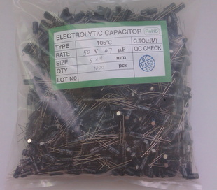 ѹ4.7uf/50v
