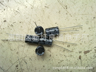 ѹ1000UF/10V
