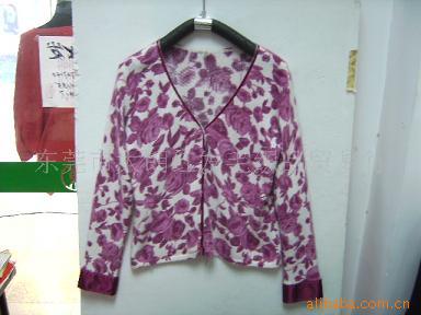 库存服装库存毛衣女士毛衣新时尚韩版毛衣