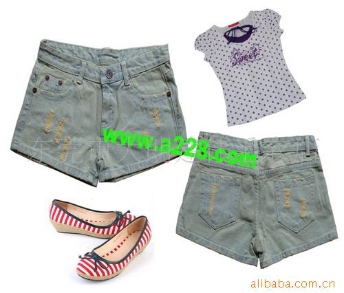 服装,库存服饰,库存女毛衣,3元起/件批,欲购从速