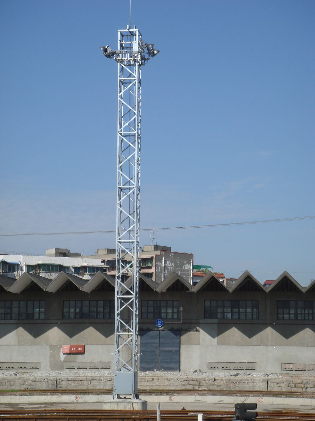 21.5ʽ۸񼰳