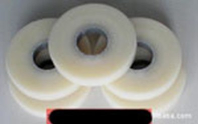 Ĥ