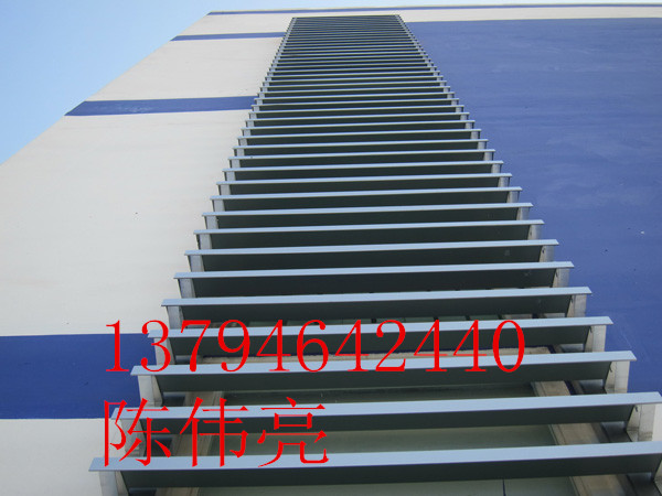 ϵ1