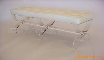 ǿ-Bench