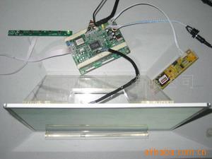 12ҺLCD׼