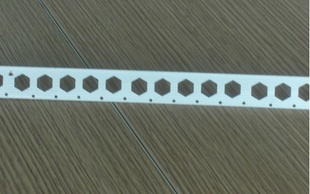 Ͻ