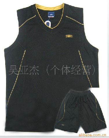 EB002