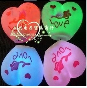 ֱLOVE߲Сҹ˽Ʒ̯
