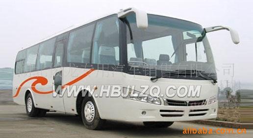 东风70/19-45座9米教练客车