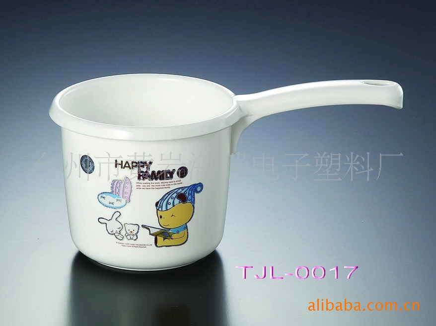 批发勺子厂家直销pp材塑料勺子水勺