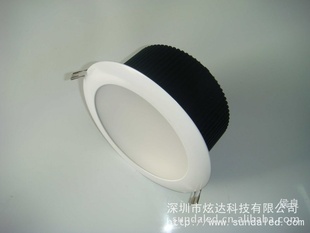 ƬʽLEDͲ630W620W