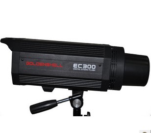 EC300Ӱ