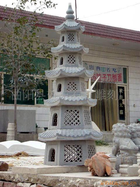 石塔(图)