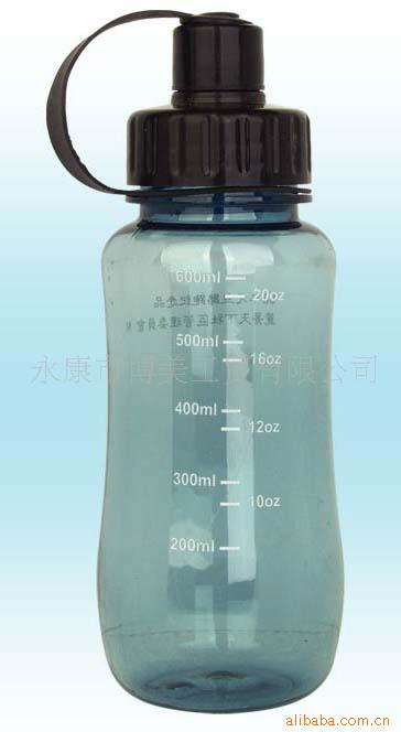 动感休闲,便于携带的太空杯