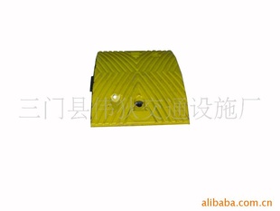 交通设施橡胶减速带250*350*45mm厂家直销