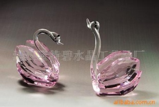 厂家特卖水晶天鹅,水晶小动物挂件,可来样订制各种水晶动物