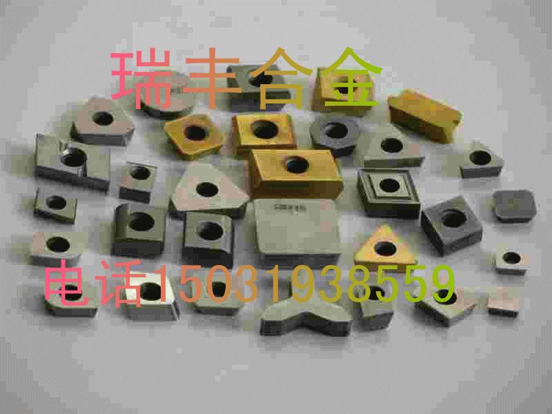 YC30Ƭ