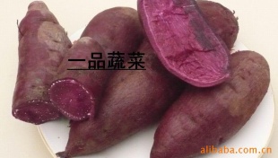 лϺ