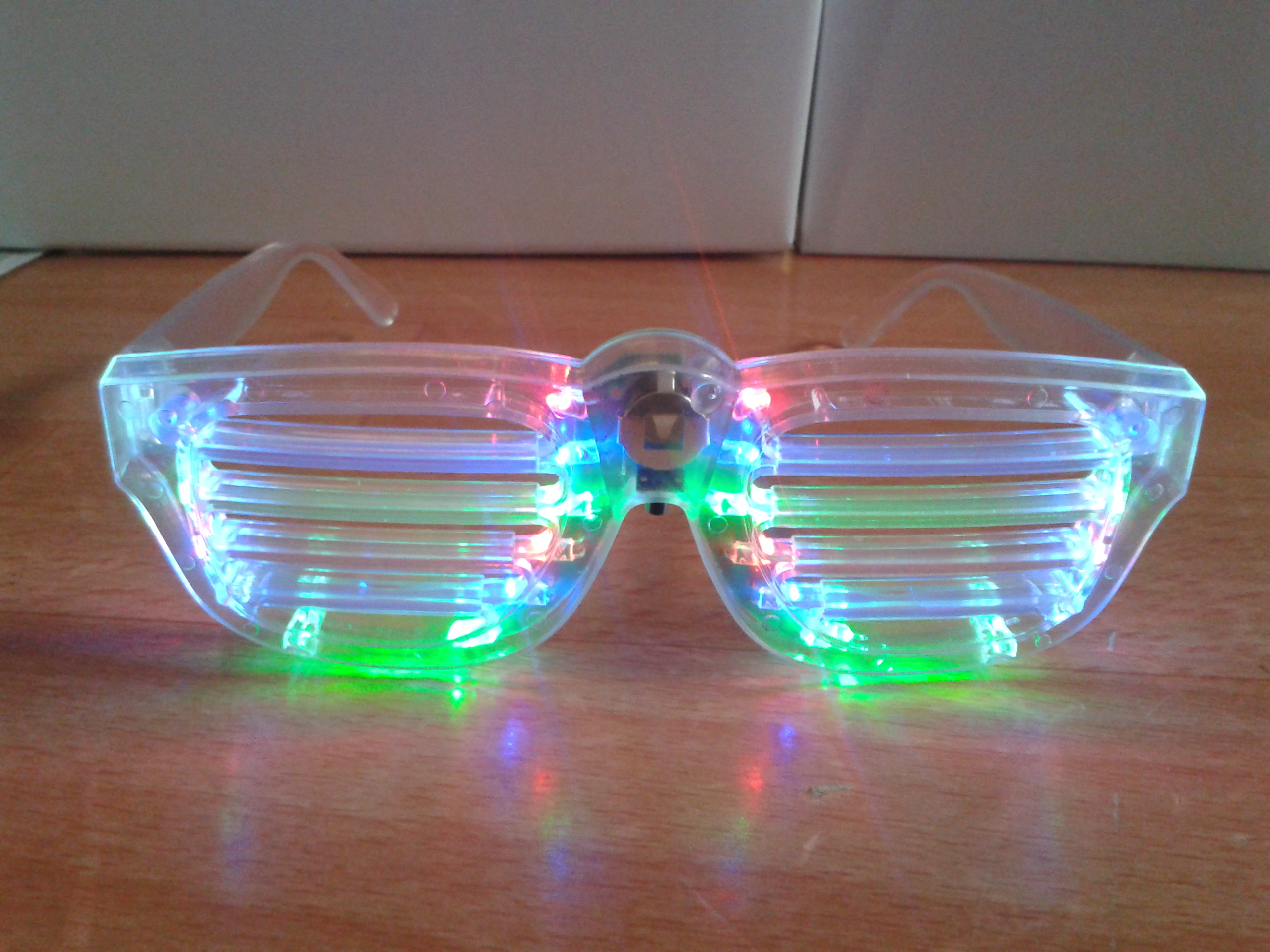 LED۾ks