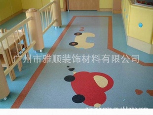 新型卡通幼儿园地板,幼儿园卡通地板胶